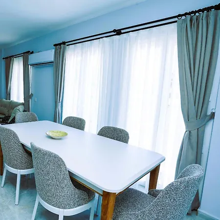 فيلة 4 Bedroom Ensuite Private With Swimming Pool *