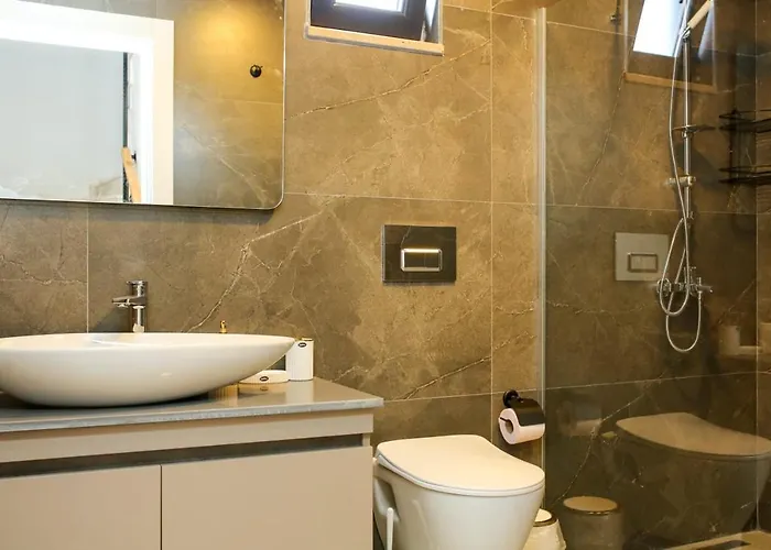Vilă 4 Bedroom Ensuite Private With Swimming Pool
