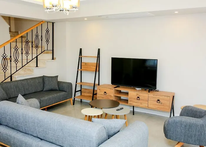 4 Bedroom Ensuite Private With Swimming Pool Vilă *